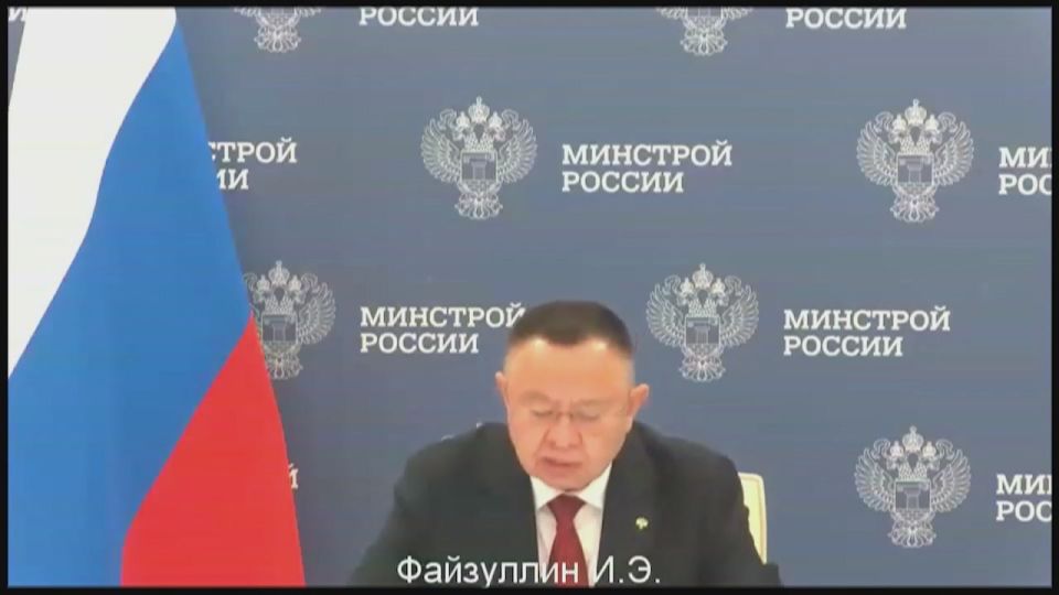 Глава Минстроя Ирек Файзуллин доложил Президенту о готовности предприятий ЖКХ к отопительному сезону