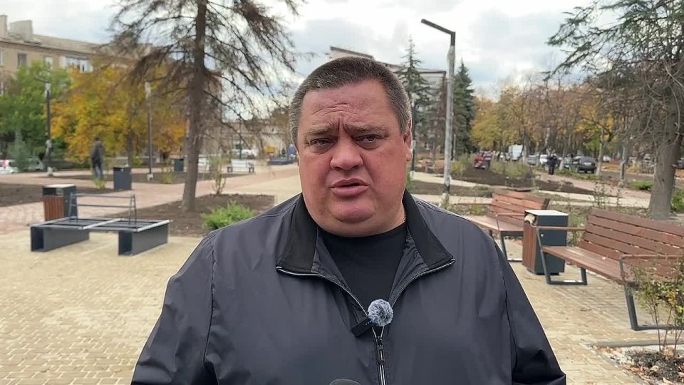 Андрей Рубанцов: Работы по объекту «Каштановая аллея» - благоустройство улицы Ленина от улицы Коммунистическая до улицы Плеханова – на завершающем этапе Сегодня лично оценил ход работ на объекте. Напомню, что реализация...