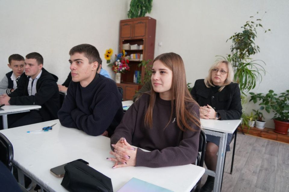 «Академия спасателей» в Ровеньках: старт дан! «Академия спасателей» в Ровеньках: старт дан!