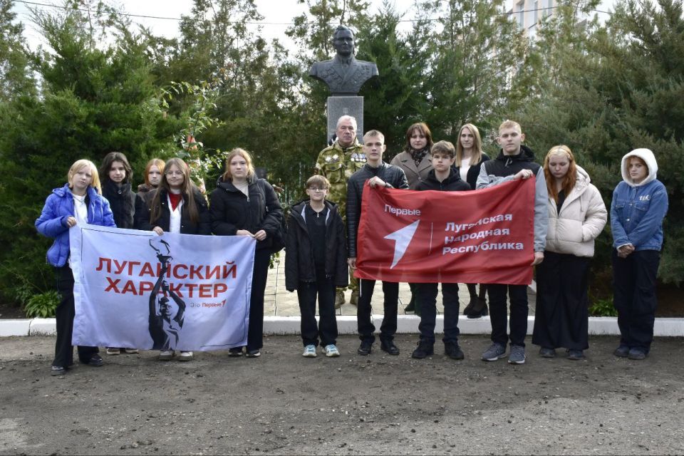 «Историческая память»: Школьники Марковки и Москвы стали участниками телемоста ко дню рождения Маршала Ерёменко «Историческая память»: Школьники Марковки и Москвы стали участниками телемоста ко дню рождения Маршала Ерёменко