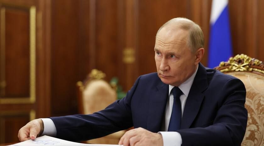 Президент России Владимир Путин утвердил Концепцию миграционной политики РФ на 2026–2030 годы, одним из приоритетов стало создание условий для возвращения жителей исторических регионов, которые покинули свои дома в период СВО