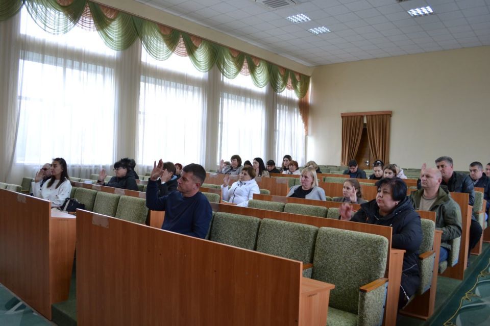 Состоялось заседание рабочей группы межведомственной комиссии ЛНР по противодействию нелегальной занятости под руководством заместителя Главы округа Сайко Ивана Михайловича Состоялось заседание рабочей группы межведомственной комиссии ЛНР по противодействию нелегальной занятости под руководством заместителя Главы округа Сайко Ивана Михайловича