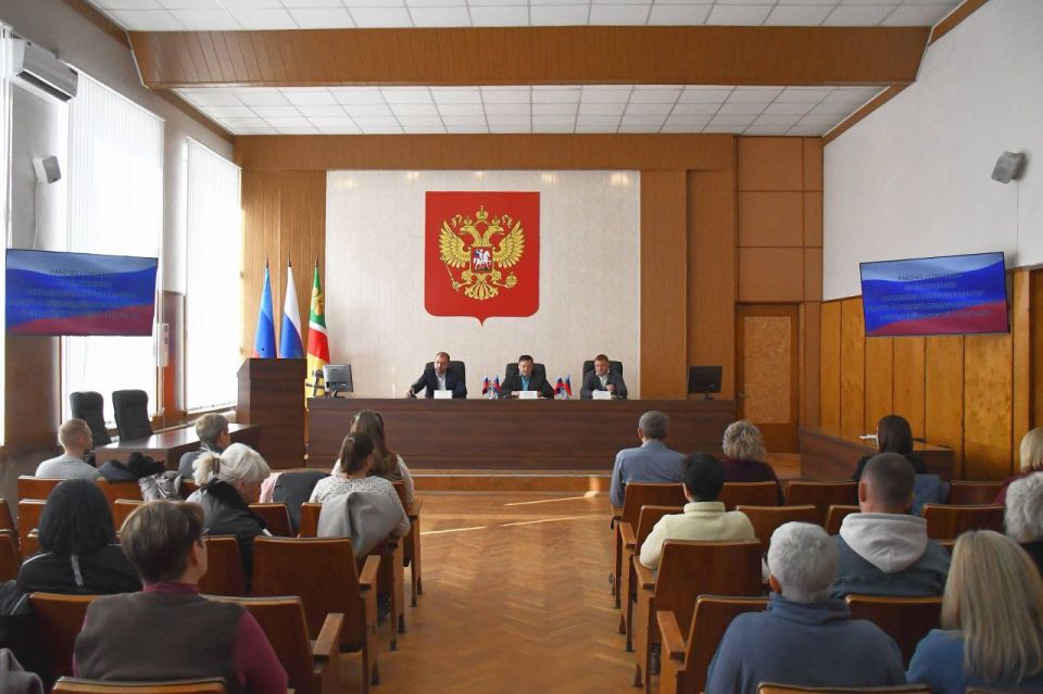 Сергей Колягин: Продолжаем тесно взаимодействовать с Министерством экономического развития Луганской Народной Республики в вопросе развития малого и среднего предпринимательства Сергей Колягин: Продолжаем тесно взаимодействовать с Министерством экономического развития Луганской Народной Республики в вопросе развития малого и среднего предпринимательства