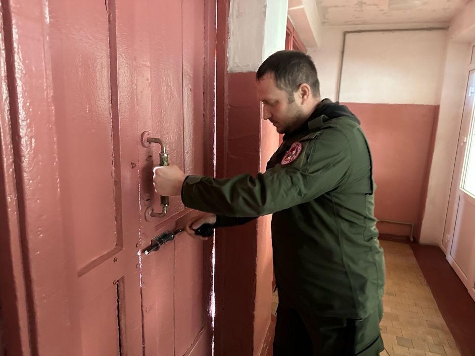 Тренировочные учения в Ровеньковской школе №3 Тренировочные учения в Ровеньковской школе №3