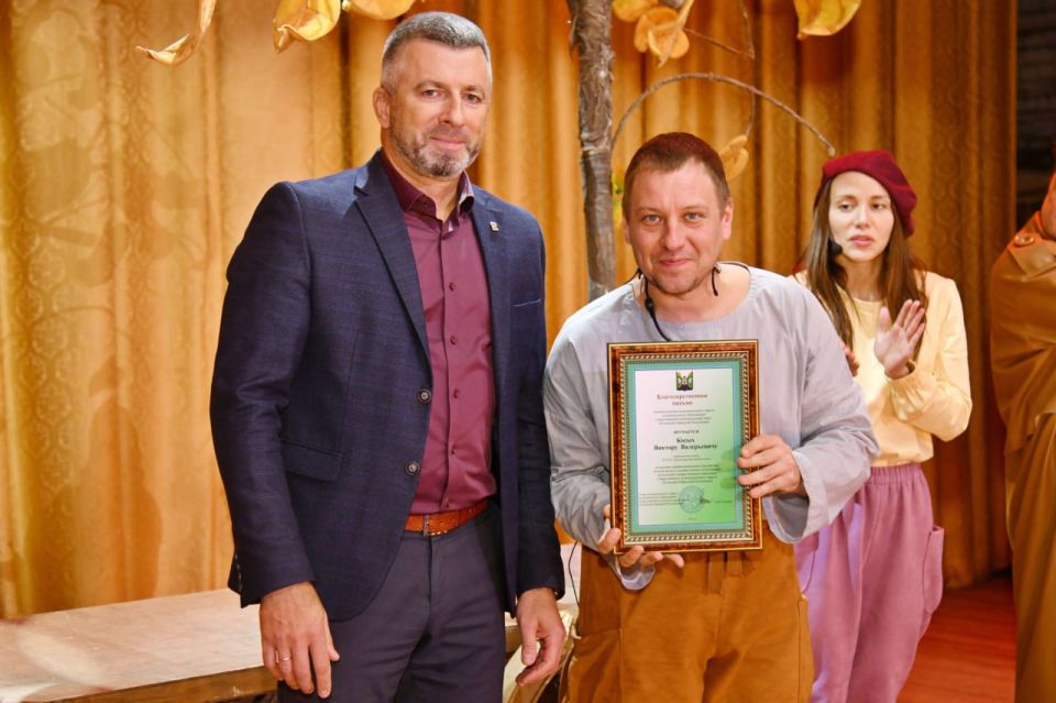 Андрей Сухачев: Кукольный театр из Красноярска завершил свои гастроли у нас в округе Андрей Сухачев: Кукольный театр из Красноярска завершил свои гастроли у нас в округе