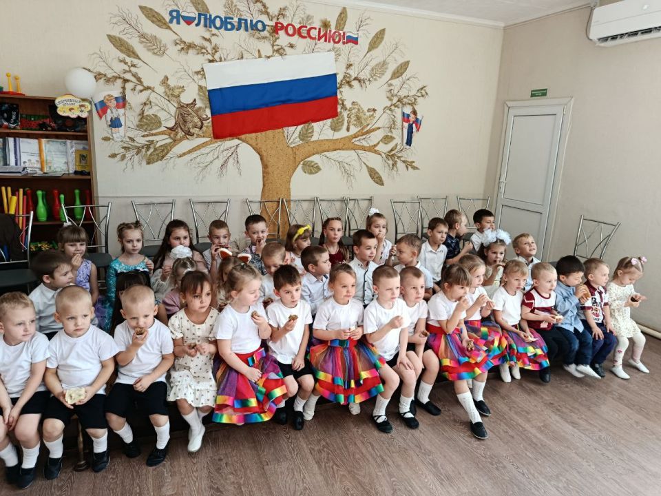 В Родаково провели тематический праздник «Всемирный день хлеба» В Родаково провели тематический праздник «Всемирный день хлеба»