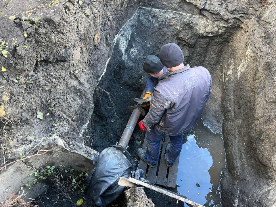 Восстановлено водоснабжение многоквартирных и частных домов в пгт Марковка