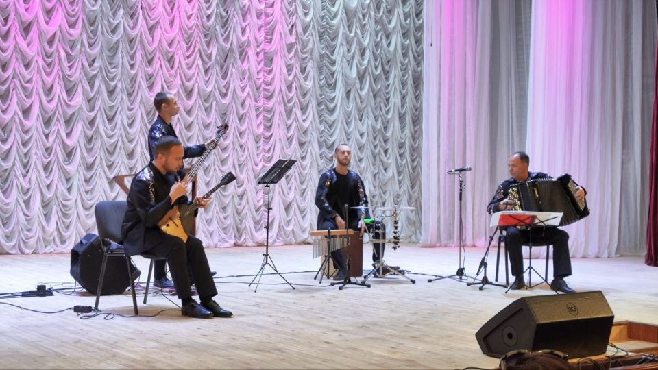 Дайджест культурного октября: Музыка, Классика и Семейный Досуг! Дайджест культурного октября: Музыка, Классика и Семейный Досуг!
