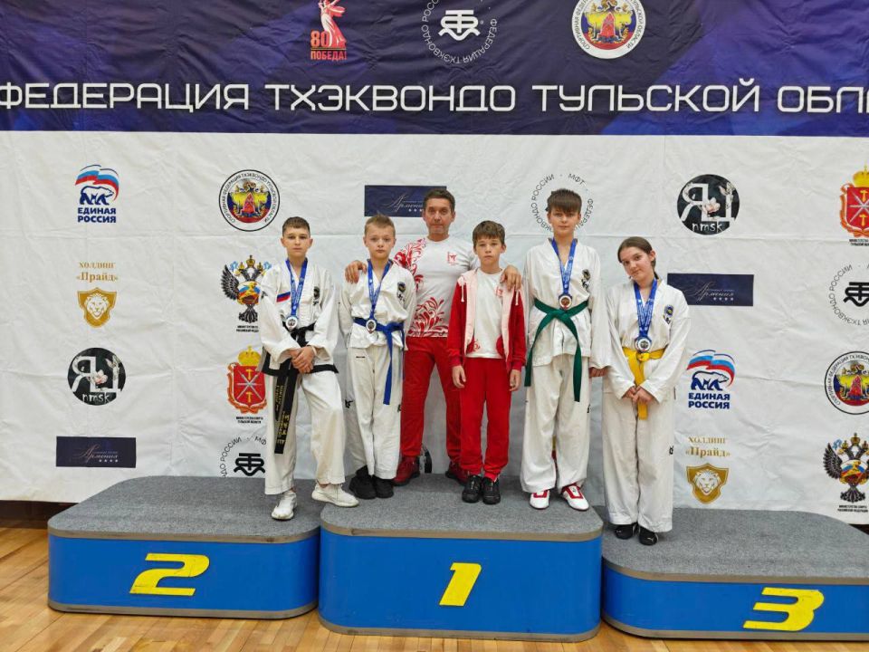 Луганские спортсмены завоевали 7 медалей на Чемпионате и первенстве по тхэквондо МФТ Луганские спортсмены завоевали 7 медалей на Чемпионате и первенстве по тхэквондо МФТ