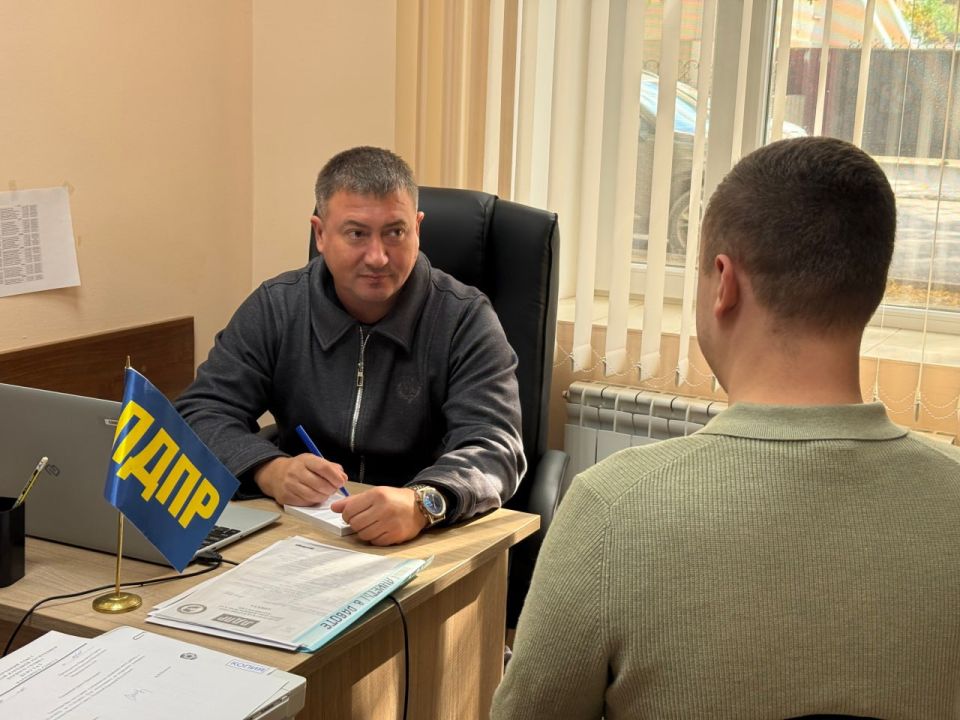 Депутаты Совета городского округа муниципальное образование городской округ город Лисичанск Луганской Народной Республики продолжают приемы граждан Депутаты Совета городского округа муниципальное образование городской округ город Лисичанск Луганской Народной Республики продолжают приемы граждан