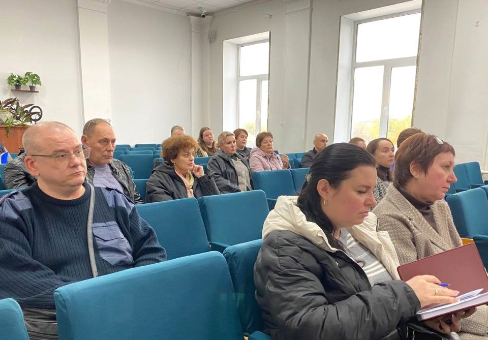 Марина Филиппова: Сегодня прошло заседание межведомственной комиссии ЛНР по противодействию нелегальной занятости на территории Новоайдарского муниципального округа Марина Филиппова: Сегодня прошло заседание межведомственной комиссии ЛНР по противодействию нелегальной занятости на территории Новоайдарского муниципального округа
