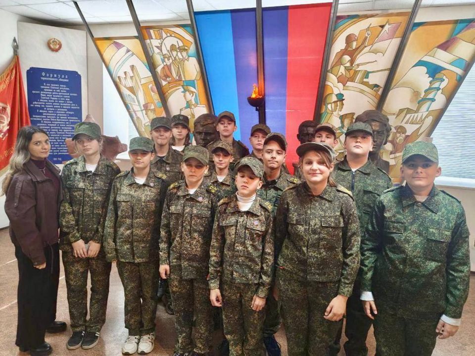 111111Для первомайских школьников провели экскурсию в музее Культурного центра МВД по Луганской Народной Республике 111111Для первомайских школьников провели экскурсию в музее Культурного центра МВД по Луганской Народной Республике