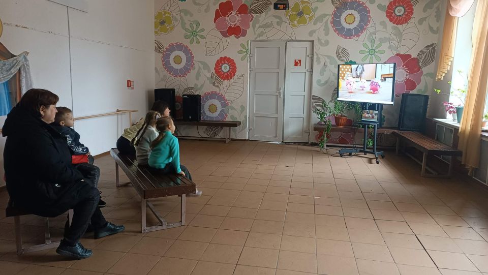 17 октября Пролетарский Дом культуры провел кинопоказ мультфильма «Малышарики.День Рождения» в рамках Международного фестиваля детского и семейного кино «Ноль Плюс» в Республике Коми 17 октября Пролетарский Дом культуры провел кинопоказ мультфильма «Малышарики.День Рождения» в рамках Международного фестиваля детского и семейного кино «Ноль Плюс» в Республике Коми