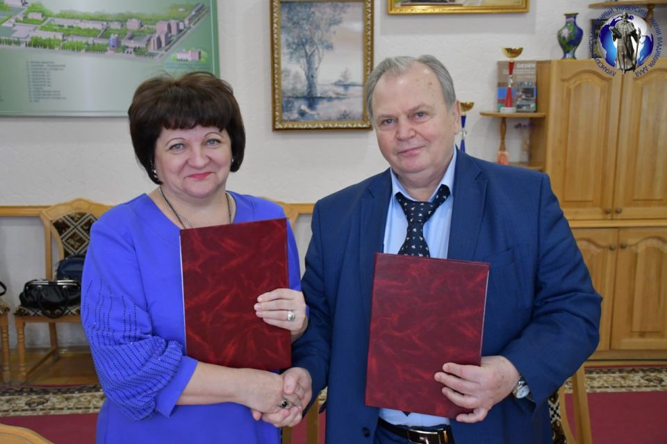 Расширяем профориентацию: больше возможностей для школьников ЛНР! Расширяем профориентацию: больше возможностей для школьников ЛНР!