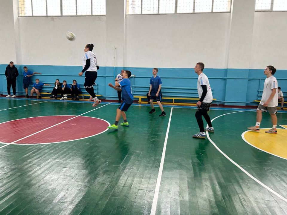 В Троицком муниципальном округе состоялся муниципальный этап соревнований по футзалу на Кубок Главы Луганской Народной Республики среди юношей старшей возрастной группы. В Троицком муниципальном округе состоялся муниципальный этап соревнований по футзалу на Кубок Главы Луганской Народной Республики среди юношей старшей возрастной группы.