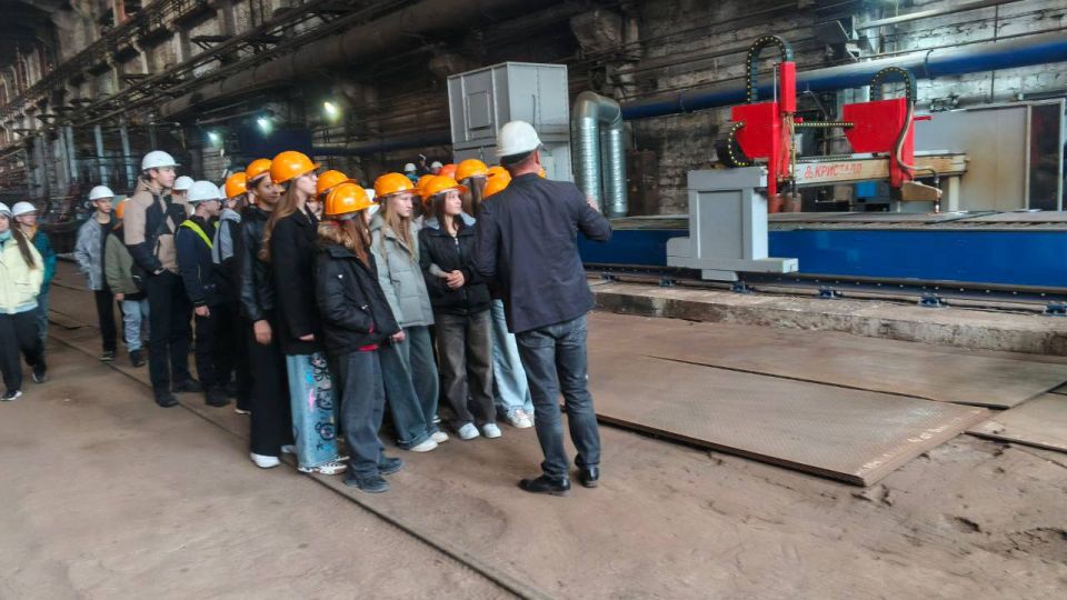 В Луганске продолжается «Неделя без турникетов»! В Луганске продолжается «Неделя без турникетов»!