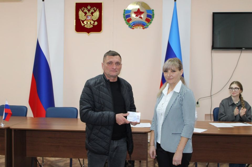 В зале заседаний Администрации состоялось XXXV заседание I созыва Совета муниципального округа муниципального образования Белокуракинский муниципальный округ Луганской Народной Республики В зале заседаний Администрации состоялось XXXV заседание I созыва Совета муниципального округа муниципального образования Белокуракинский муниципальный округ Луганской Народной Республики