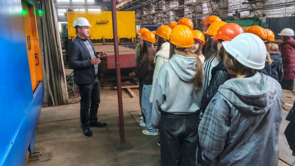 В Луганске продолжается «Неделя без турникетов»! В Луганске продолжается «Неделя без турникетов»!