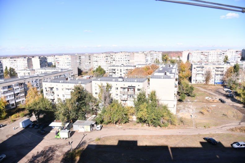 Кровли Свердловского округа преображаются благодаря помощи Красноярского края Кровли Свердловского округа преображаются благодаря помощи Красноярского края