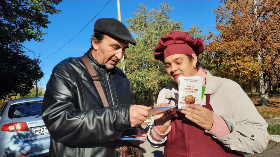КРУГЛ, ПРЕКРАСЕН И ГОРЯЧ!. 16 октября во всём мире отмечают Международный день хлеба