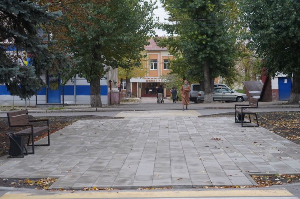 В Свердловске по федпроекту ФКГС благоустроено 6 общественных пространств В Свердловске по федпроекту ФКГС благоустроено 6 общественных пространств