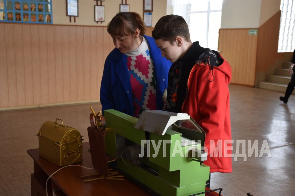 Единый день открытых дверей в образовательных кластерах СПО прошел в Стаханове Единый день открытых дверей в образовательных кластерах СПО прошел в Стаханове