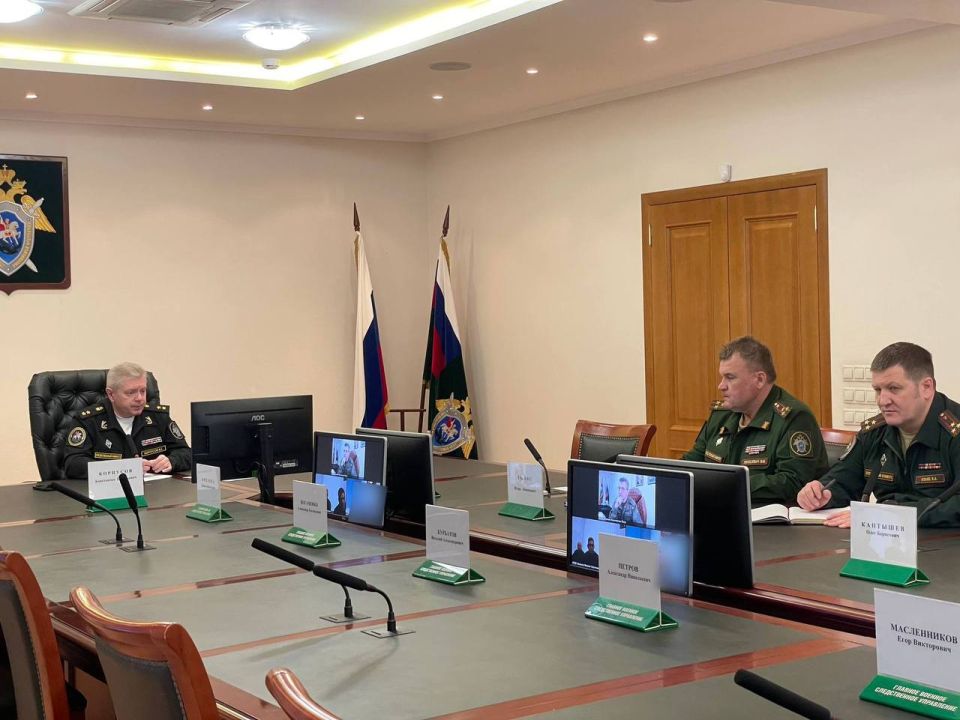 По поручению Председателя СК России проведено совещание по вопросам ремонтно-восстановительных работ в зданиях ведомственных образовательных организаций в Луганске По поручению Председателя СК России проведено совещание по вопросам ремонтно-восстановительных работ в зданиях ведомственных образовательных организаций в Луганске