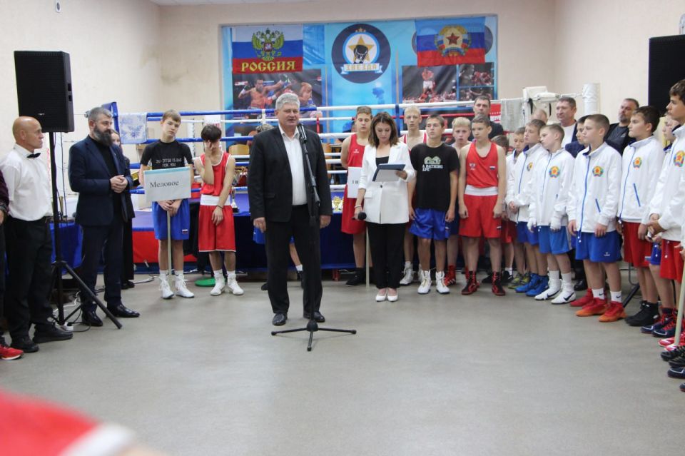 В Меловом прошел традиционный открытый турнир по боксу, посвященный «Памяти погибшим воинам в борьбе с нацизмом» и 25-летию зала бокса «Звезда»! В Меловом прошел традиционный открытый турнир по боксу, посвященный «Памяти погибшим воинам в борьбе с нацизмом» и 25-летию зала бокса «Звезда»!
