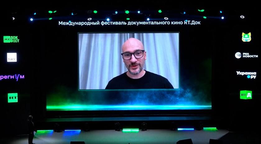 Премьера первой серии документального сериала «Товарищи, заводчане!», созданного ЛуганскИнформЦентром и Донецким агентством новостей (ДАН), состоялась в рамках фестиваля «RT.Док: Время наших героев» в Кургане