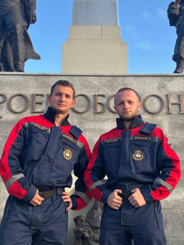 Разговор о мужестве под открытым небом: добровольцы-спасатели почтили память героев на «Острой могиле» Разговор о мужестве под открытым небом: добровольцы-спасатели почтили память героев на «Острой могиле»