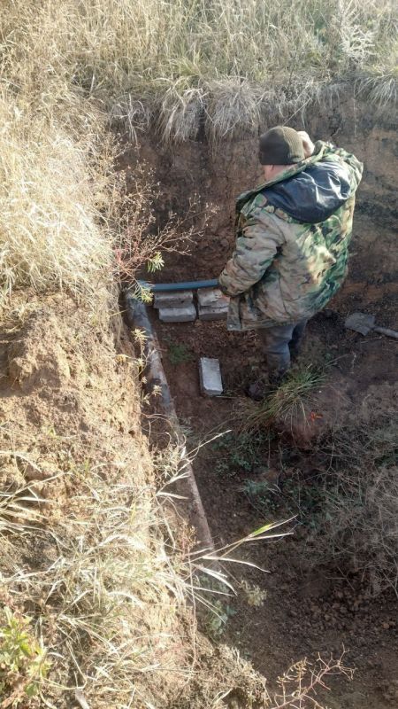 БУДНИ КОММУНАЛЬЩИКОВ. Несмотря на осеннюю и пасмурную погоду коммунальщики в течении прошедшей недели активно выполняли свои трудовые обязанности БУДНИ КОММУНАЛЬЩИКОВ. Несмотря на осеннюю и пасмурную погоду коммунальщики в течении прошедшей недели активно выполняли свои трудовые обязанности