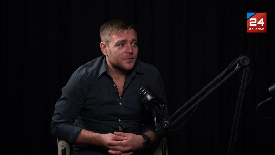 «Весь свой жизненный опыт ты применяешь на сцене. Режиссер тебя направляет, и выходит роль» «Весь свой жизненный опыт ты применяешь на сцене. Режиссер тебя направляет, и выходит роль»