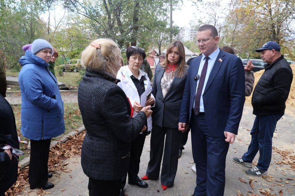 Депутаты продолжают содействовать в решении проблемных вопросов граждан республики Депутаты продолжают содействовать в решении проблемных вопросов граждан республики