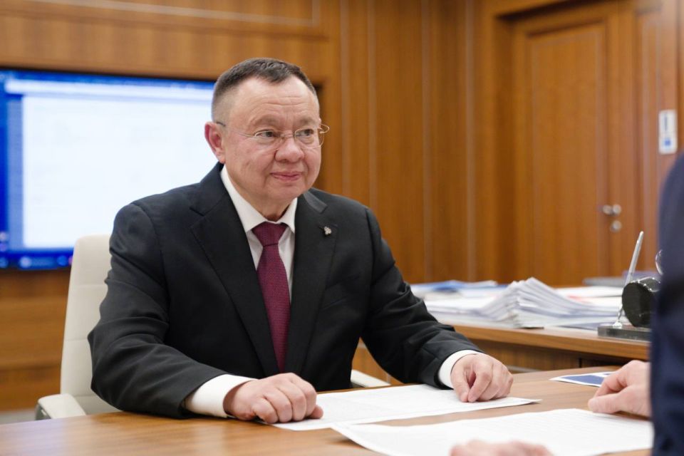 Глава Минстроя России Ирек Файзуллин и Премьер-министр Республики Татарстан Алексей Песошин обсудили вопросы инфраструктурного развития и восстановления новых регионов Глава Минстроя России Ирек Файзуллин и Премьер-министр Республики Татарстан Алексей Песошин обсудили вопросы инфраструктурного развития и восстановления новых регионов