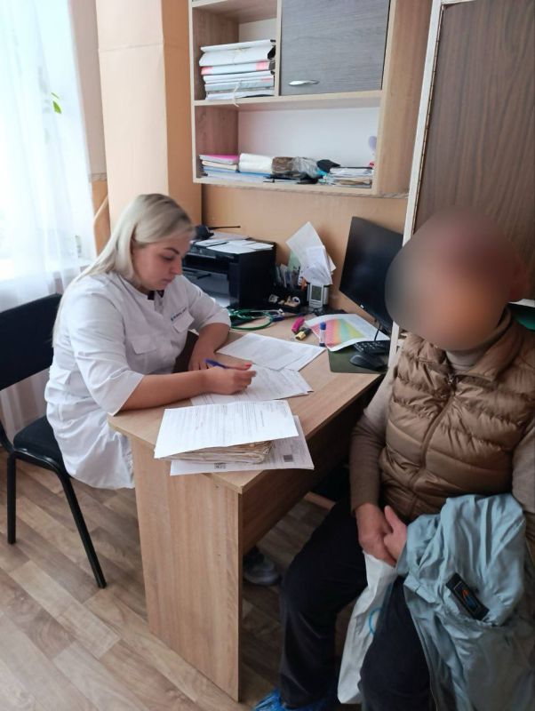 Врачи из Красноярского края провели прием в г.Червонопартизанске Врачи из Красноярского края провели прием в г.Червонопартизанске