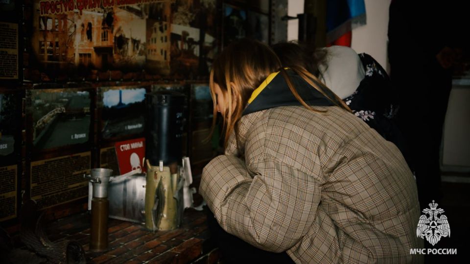 Не просто экскурсия: воспитанники «Зари» провели день с настоящими героями! Не просто экскурсия: воспитанники «Зари» провели день с настоящими героями!