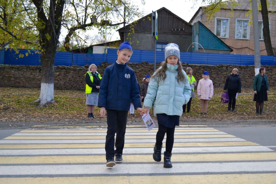 В Иллирийской школе прошла церемония открытия отряда Юных Инспекторов В Иллирийской школе прошла церемония открытия отряда Юных Инспекторов