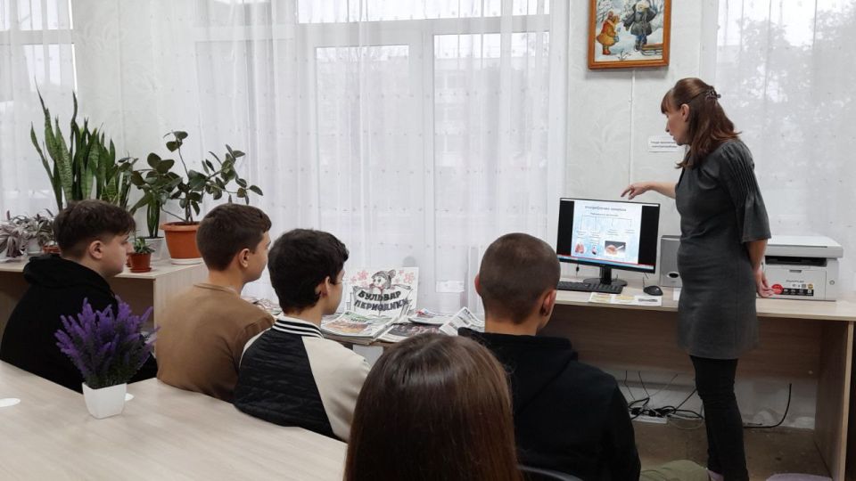 Лекция для учащихся "Марковской гимназии": «Выбери жизнь. Скажи наркотикам нет!» Лекция для учащихся "Марковской гимназии": «Выбери жизнь. Скажи наркотикам нет!»
