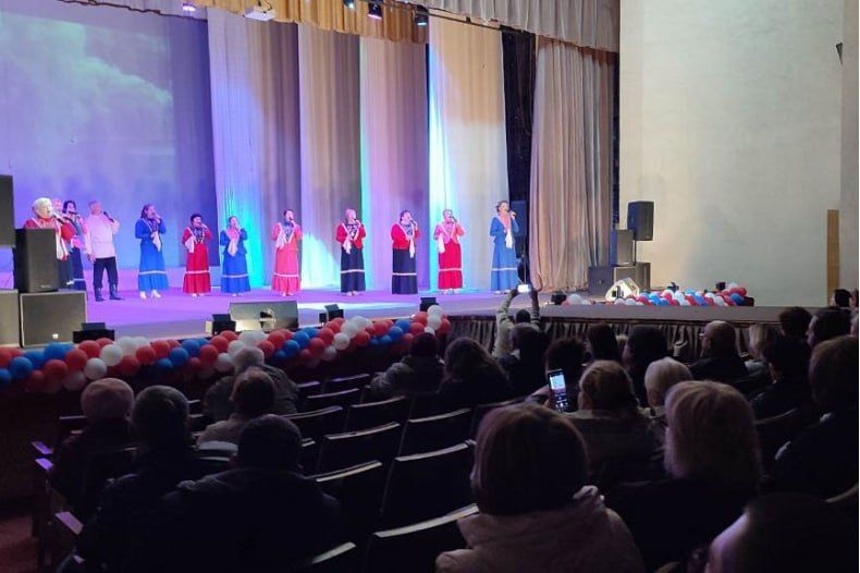 Народный вокальный ансамбль «Сударушка» отметил 35-ю годовщину! Народный вокальный ансамбль «Сударушка» отметил 35-ю годовщину!