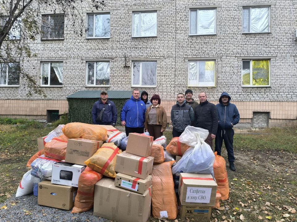 Волонтеры из г. Шуя Ивановской области, совместно с Советом женщин Перевальского округа Луганского РО «Союз женщин России», передали помощь военнослужащим, которые проходят лечение Волонтеры из г. Шуя Ивановской области, совместно с Советом женщин Перевальского округа Луганского РО «Союз женщин России», передали помощь военнослужащим, которые проходят лечение