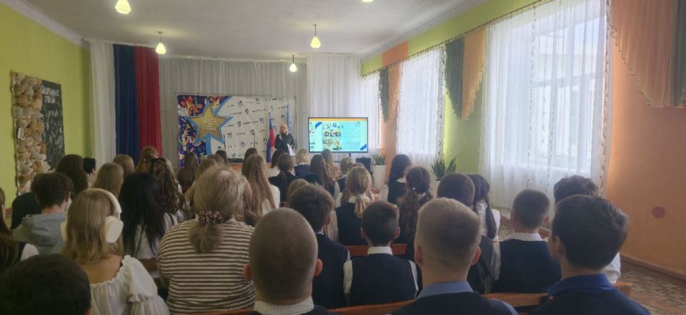 Руководитель Предуниверсария им. Свт. Луки Минздрава России посетила Ясеновскую гимназию им. Ю.В. Стеценко с профориентационным визитом Руководитель Предуниверсария им. Свт. Луки Минздрава России посетила Ясеновскую гимназию им. Ю.В. Стеценко с профориентационным визитом
