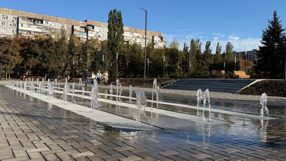 Восстановление сотен объектов народной программы, социальная поддержка и решение обращений граждан: три года назад в Донбассе появились региональные отделения Единой России Восстановление сотен объектов народной программы, социальная поддержка и решение обращений граждан: три года назад в Донбассе появились региональные отделения Единой России
