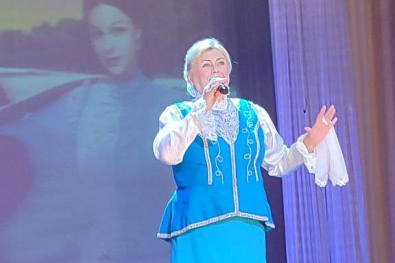 Народный вокальный ансамбль «Сударушка» отметил 35-ю годовщину! Народный вокальный ансамбль «Сударушка» отметил 35-ю годовщину!