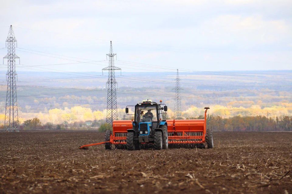 Леонид Пасечник: В республике продолжается осенняя посевная