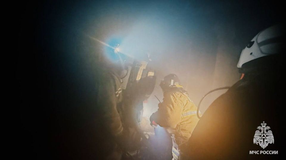 Спасатели на пожаре в Луганске спасли трех человек, включая годовалого ребенка Спасатели на пожаре в Луганске спасли трех человек, включая годовалого ребенка