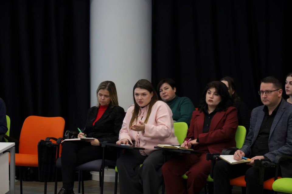 В профильном комитете обсудили проблемные вопросы в сфере молодежной политики В профильном комитете обсудили проблемные вопросы в сфере молодежной политики