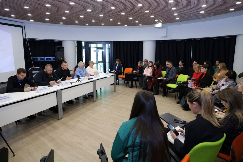 В профильном комитете обсудили проблемные вопросы в сфере молодежной политики В профильном комитете обсудили проблемные вопросы в сфере молодежной политики