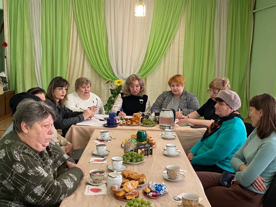 В пгт Щетово Антрацитовского МО состоялась встреча с членами семей погибших участников Специальной военной операции и военных действий на Донбассе В пгт Щетово Антрацитовского МО состоялась встреча с членами семей погибших участников Специальной военной операции и военных действий на Донбассе