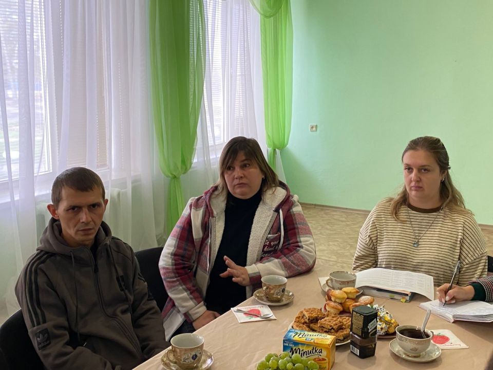 В пгт Щетово Антрацитовского МО состоялась встреча с членами семей погибших участников Специальной военной операции и военных действий на Донбассе В пгт Щетово Антрацитовского МО состоялась встреча с членами семей погибших участников Специальной военной операции и военных действий на Донбассе