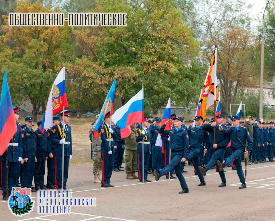 29 сентября Владимир Сергеевич Полуполтинных советник Главы Луганской Народной Республики Леонида Ивановича Пасечника, Член Совета Луганского республиканского отделения Всероссийской общественной организации ветеранов... 29 сентября Владимир Сергеевич Полуполтинных советник Главы Луганской Народной Республики Леонида Ивановича Пасечника, Член Совета Луганского республиканского отделения Всероссийской общественной организации ветеранов...